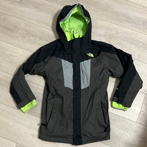 The North Face , boys medium (10/12) hyvent rain jacket with removable fleece - Picture 1 of 7